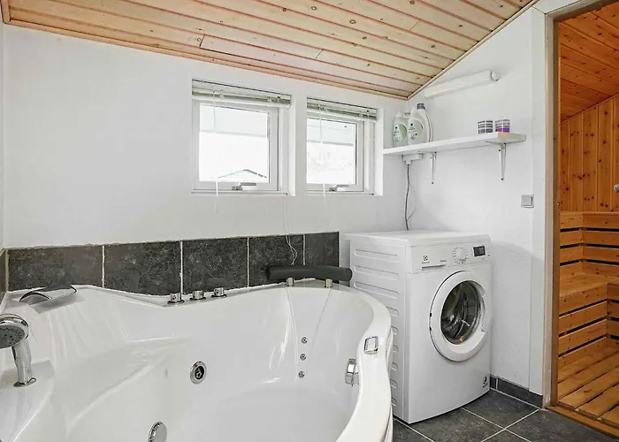 Renovated Summer House Incl Ing And Linen * Sønderby